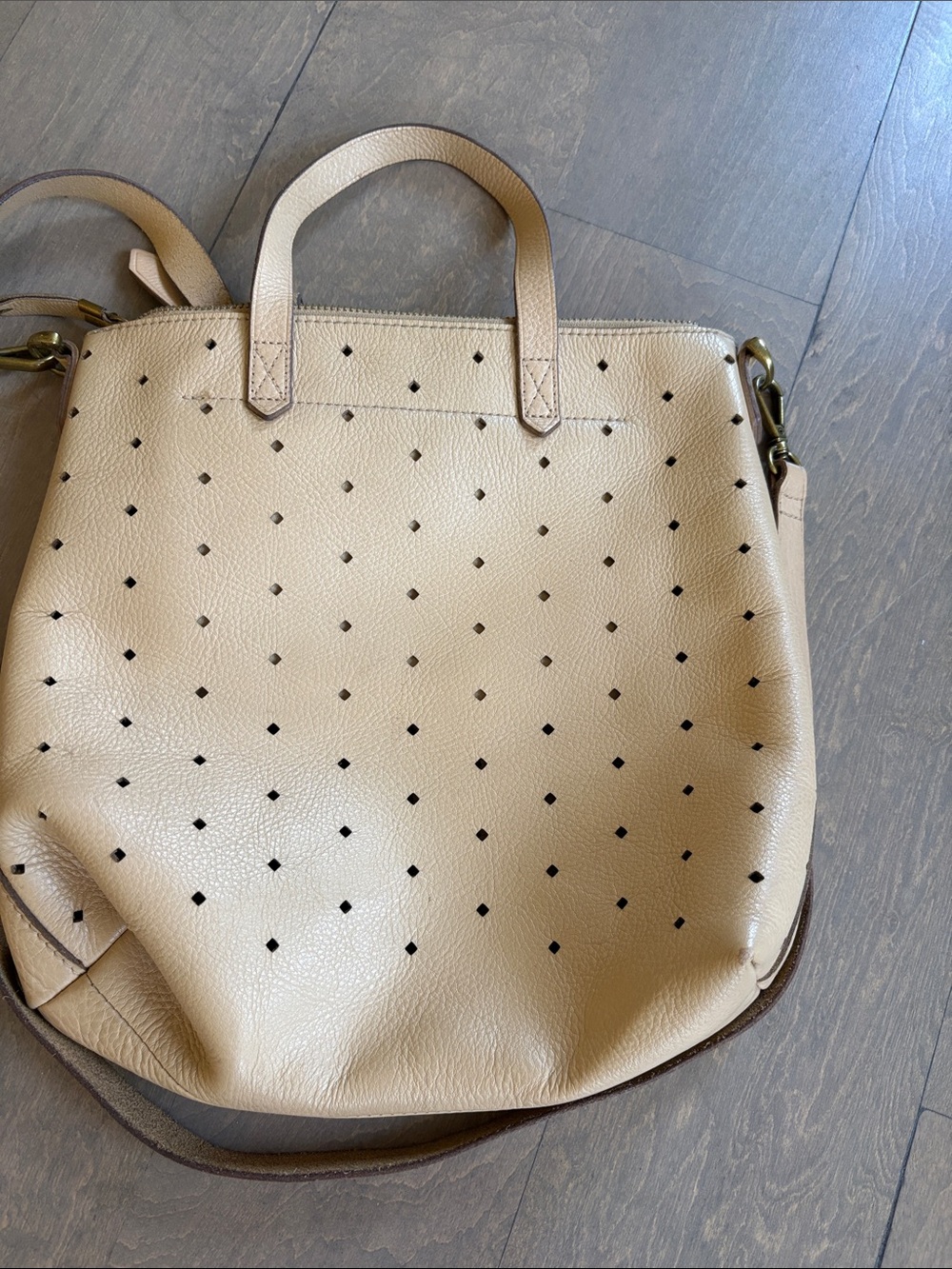 Madewell  Perforated Leather Tote Bag/ crossbody